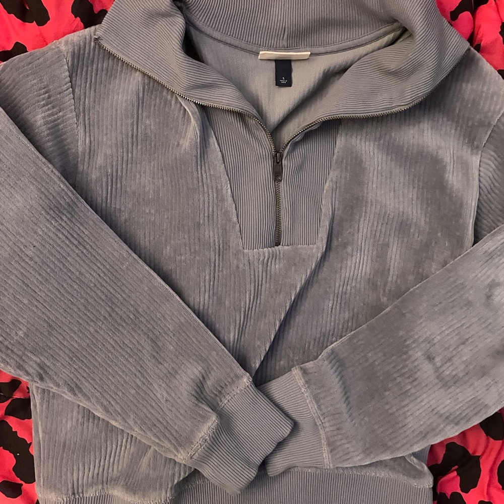 Universal Thread Women's Zip-Up Sweater in Gray